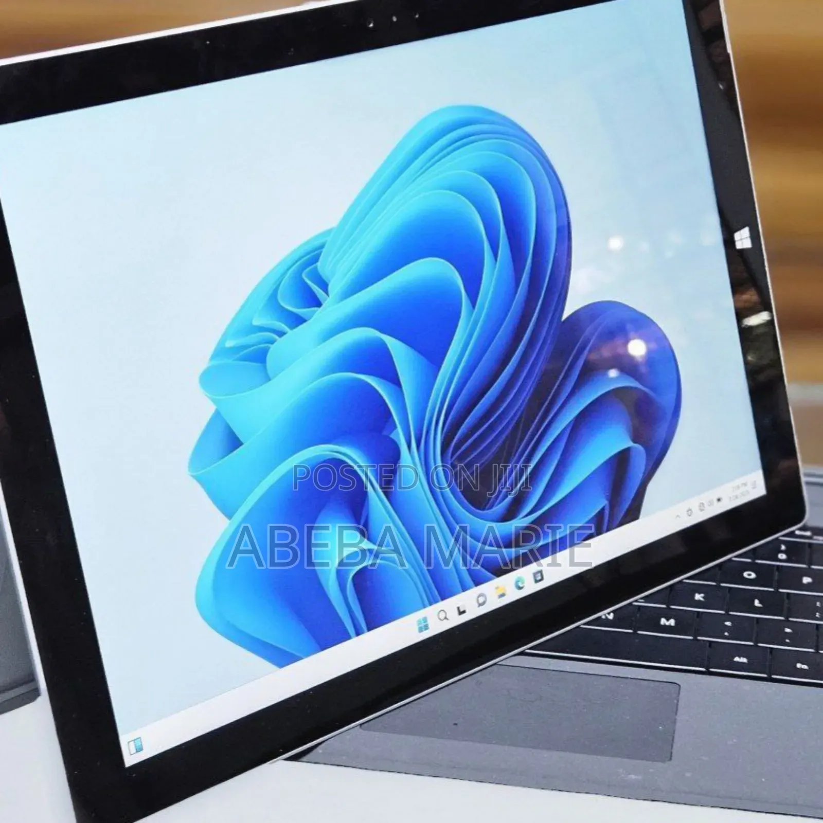 New Laptop Microsoft Surface Pro 3 8GB Intel Core I5 SSD 256GB