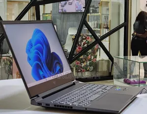 New Laptop HP Victus 15 16GB Intel Core I7 SSD 1T