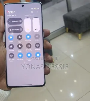 Photo - New OnePlus 12 256 GB