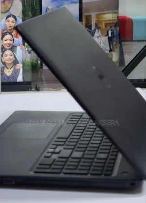 New Laptop Dell Vostro 15 3549 8GB Intel Core I5 SSD 512GB