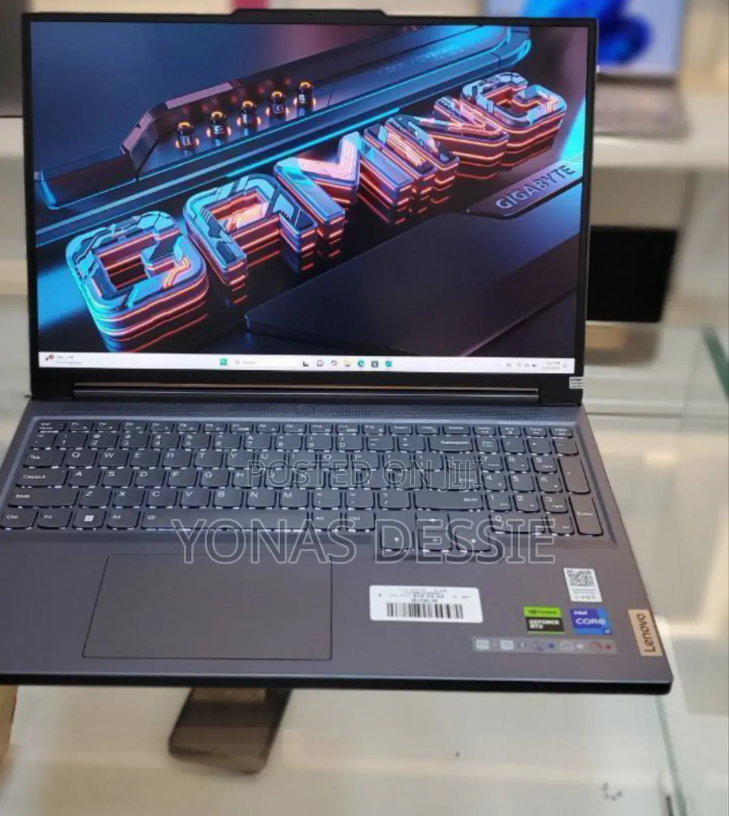 New Lenovo Legion Y7000P IRX9 Gaming Laptop 24GB Intel Core I7 SSD 1T