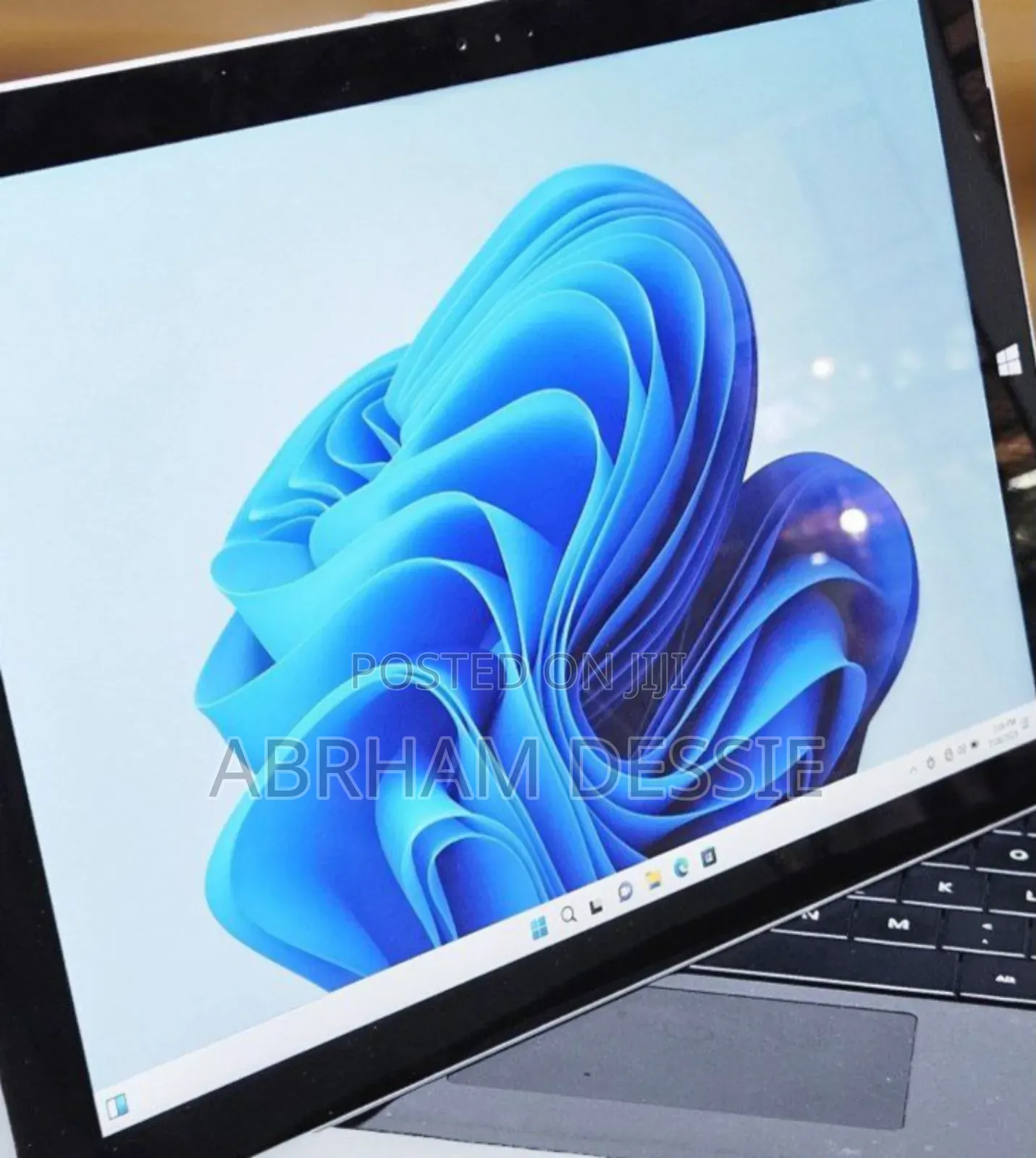 New Laptop Microsoft Surface Pro 3 8GB Intel Core I5 SSD 256GB