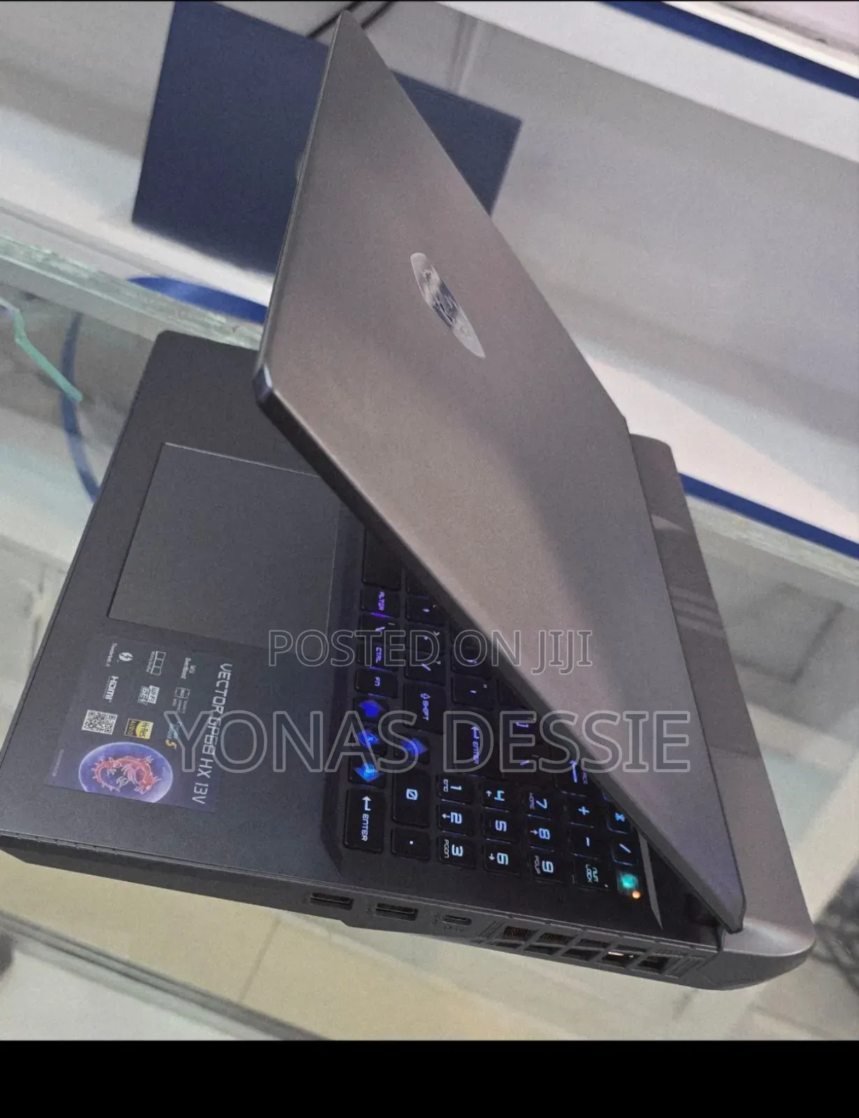 New Laptop MSI Vector 16 HX AI A2XWIG 16GB Intel Core I9 SSD 1T