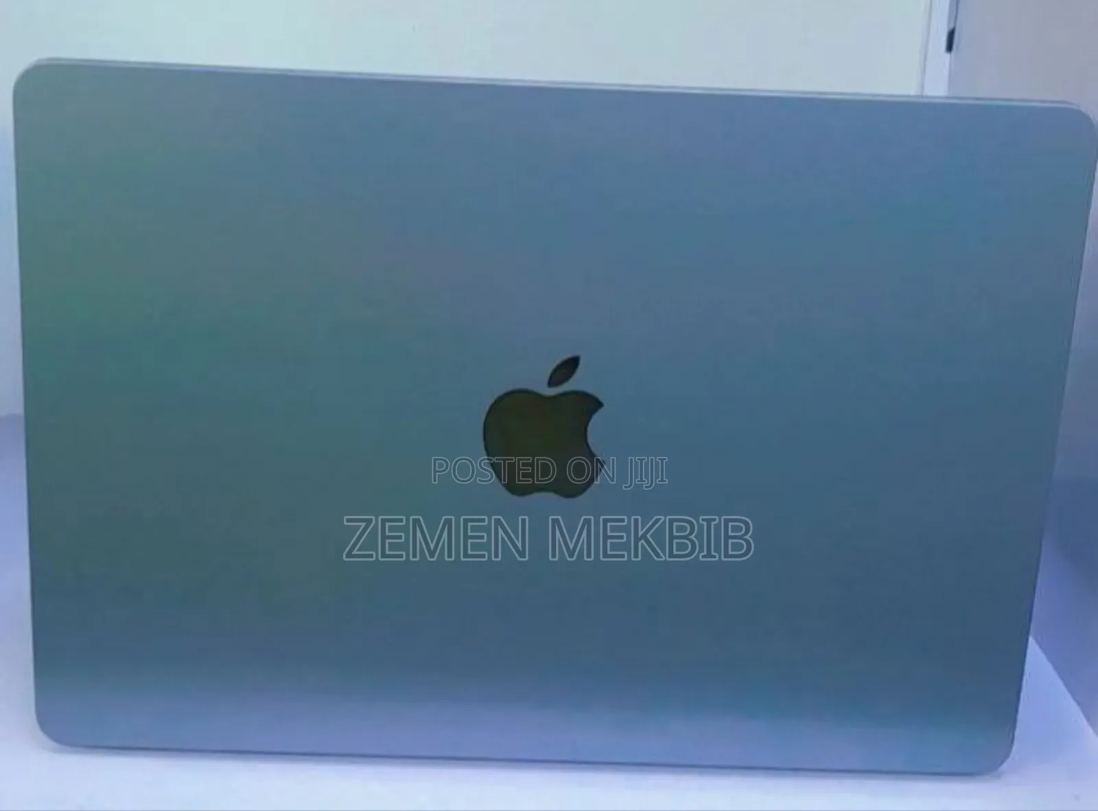 New Laptop Apple MacBook Air 2023 M2 16GB Intel Core I7 SSD 256GB