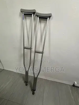 Photo - Crutches| Crutches吵咚injuries, for Better Balance支0orginal