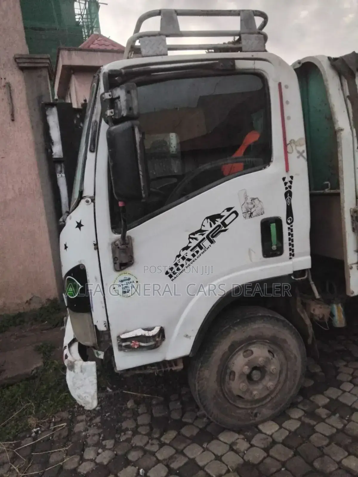 2012 ሞዴል Isuzu ሞተር አላደሰም አይፈልግም