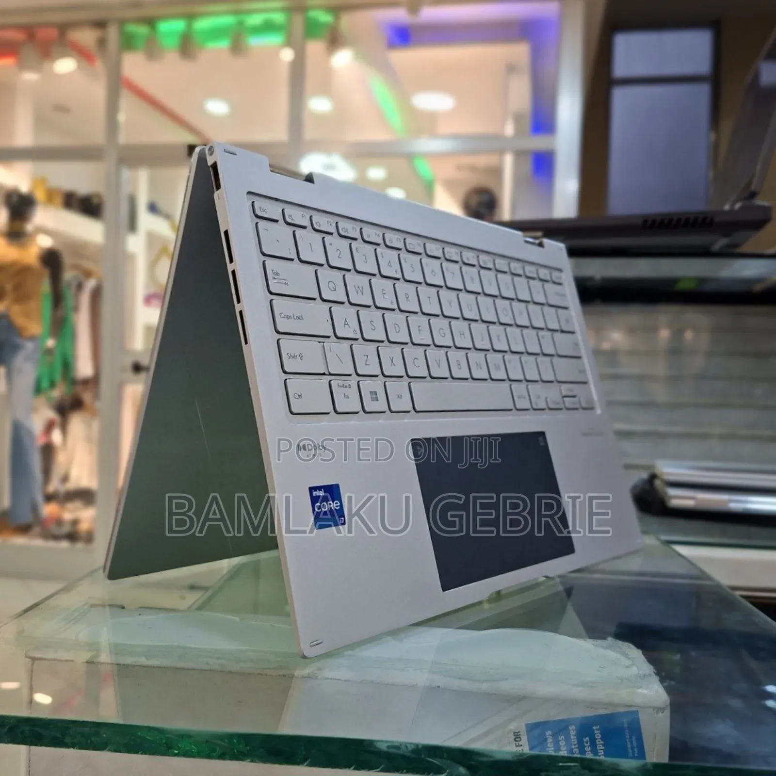 New Laptop Asus ZenBook Flip 14 UX461UA 16GB Intel Core I7 SSD 1T