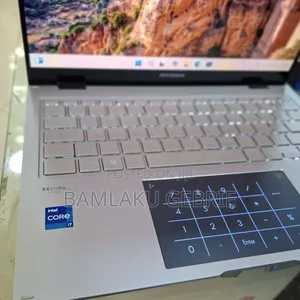 New Laptop Asus ZenBook Flip 14 UX461UA 16GB Intel Core I7 SSD 1T