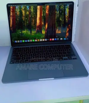 New Laptop Apple MacBook Air 2022 M2 16GB Apple M2 SSD 256GB