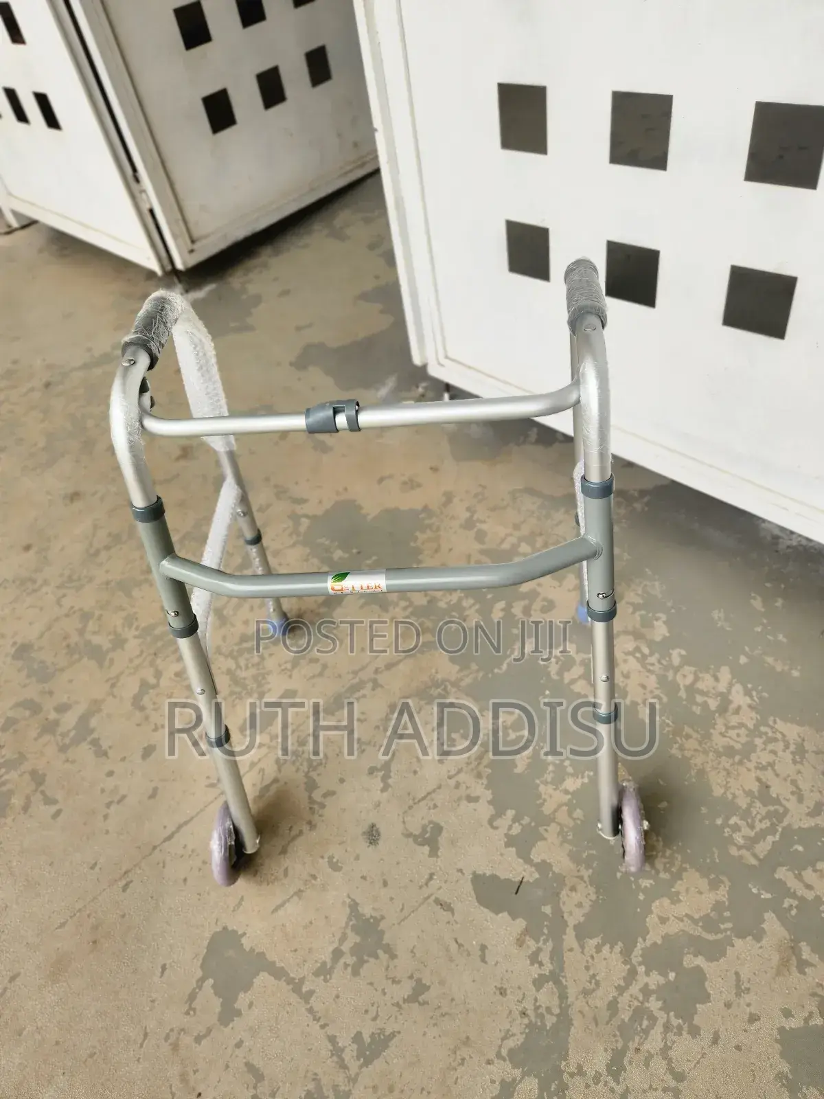 Medical Walker第四walker考慮foldable Walker Frames鸟我new Walker