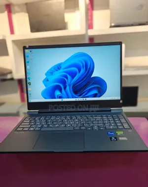 New Laptop HP Victus 16 16GB Intel Core I7 SSD 1T