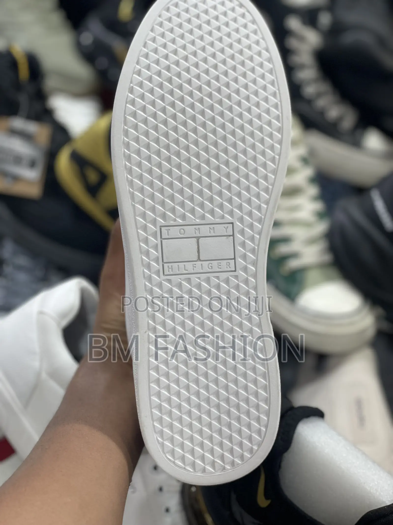 Men's Tommy Hilfiger Narvyn Casual Shoes.