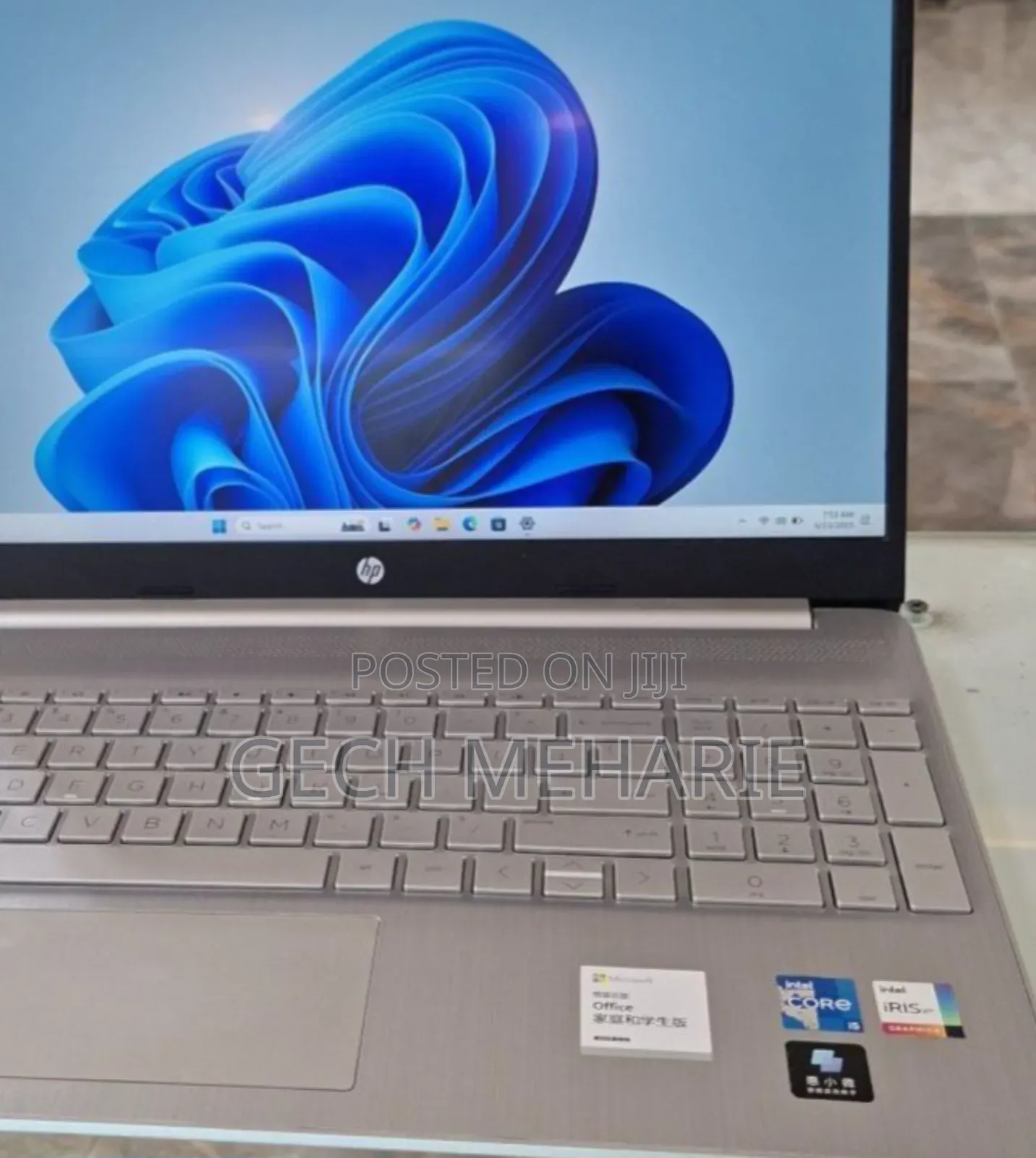 New Laptop HP Stream Notebook 8GB Intel Core I5 HDD 1T