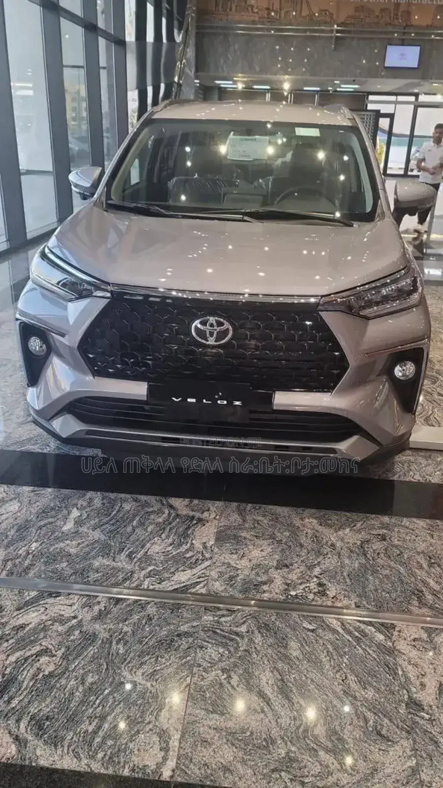 New Toyota Veloz 1.5 CVT FWD 2023 Silver