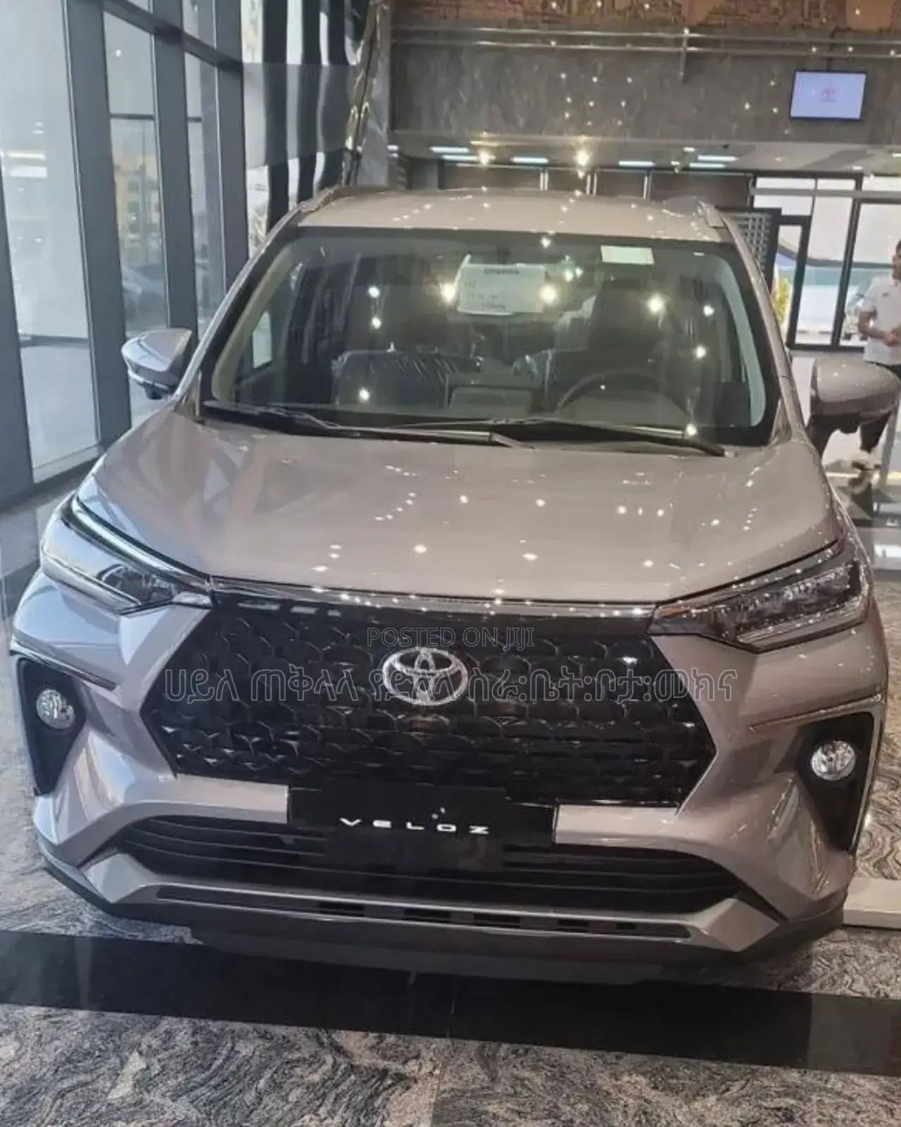 New Toyota Veloz 1.5 CVT FWD 2023 Silver