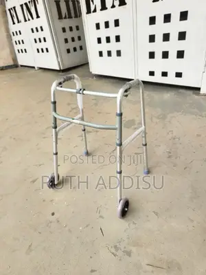 Photo - Foldable Walker狗肉medical Walker长你almunium Walker𡯁你walker