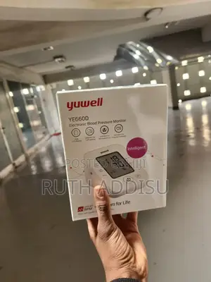 Photo - Blood Pressuer Monitor峒你new Medical Bp Monitor𧙕我digit Bp