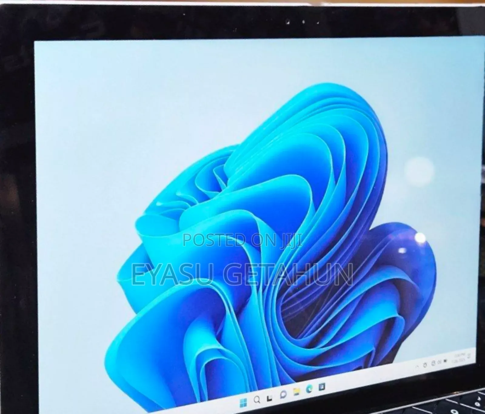 New Laptop Microsoft Surface Pro 4 8GB Intel Core I5 SSD 256GB