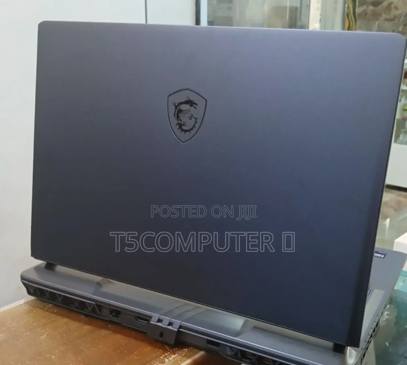 New Laptop MSI Vector 16 HX AI A2XWIG 16GB Intel Core Ultra 7 SSD 1T