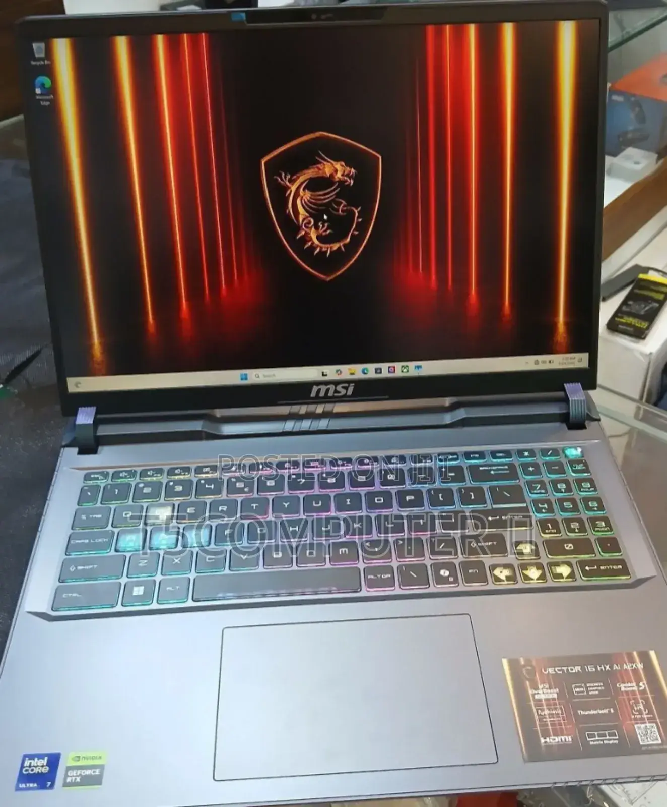 New Laptop MSI Vector 16 HX AI A2XWIG 16GB Intel Core Ultra 7 SSD 1T