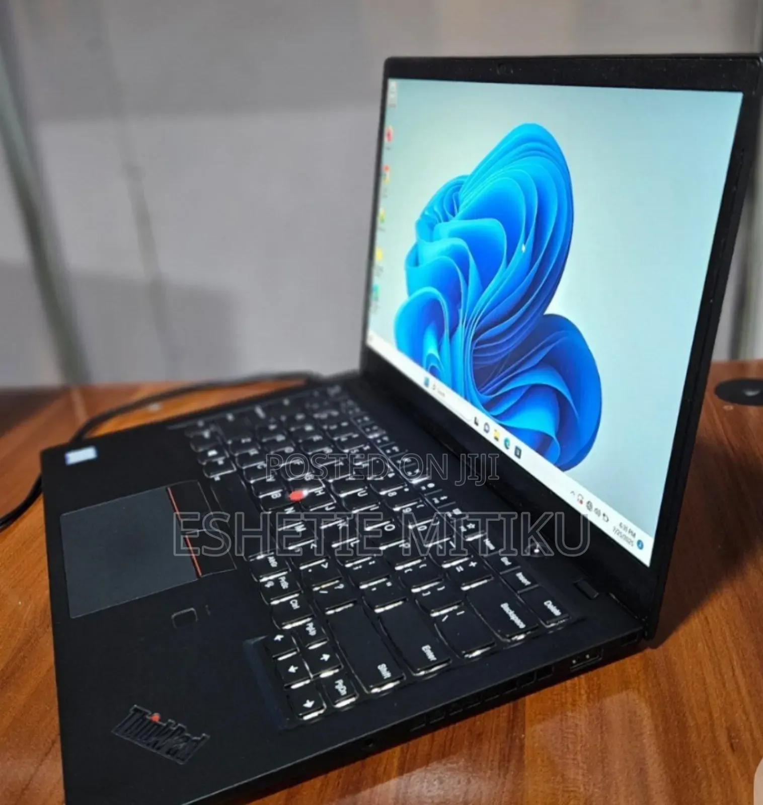 New Laptop Lenovo ThinkPad X1 Carbon 8GB Intel Core I5 SSD 512GB