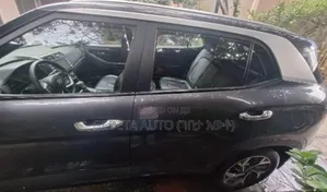 Hyundai Creta 2023 Gray