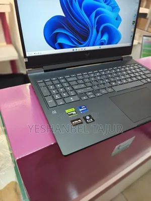 New Laptop HP Zbook Studio G7 32GB Intel Core I7 SSD 512GB