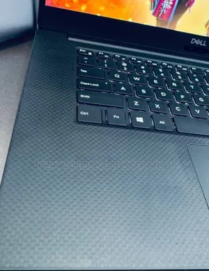 Photo - New Laptop Dell Precision 5540 16GB Intel Core I7 SSD 512GB