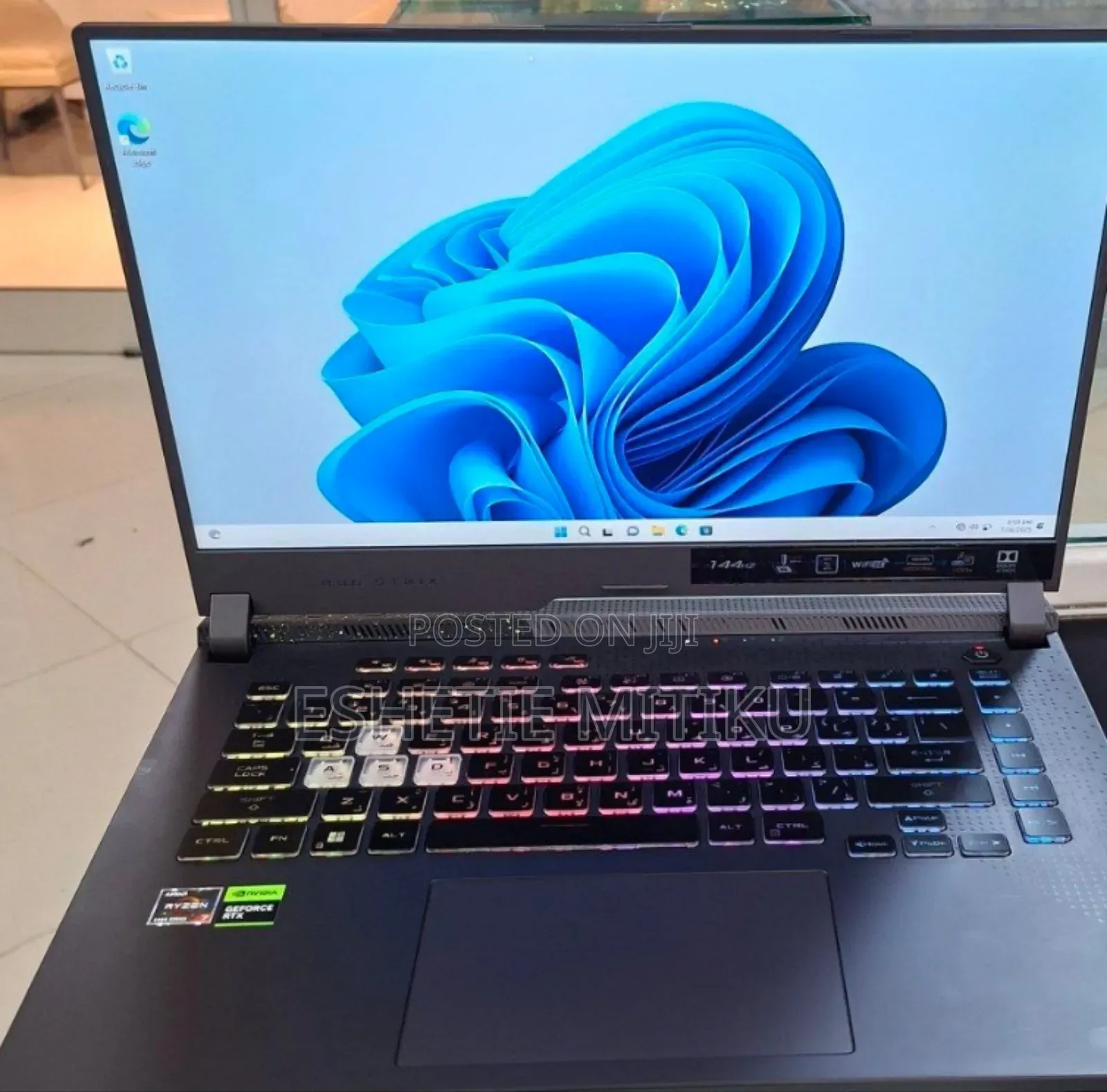 New Laptop Asus ROG Strix G15 16GB AMD Ryzen 7 SSD 1T