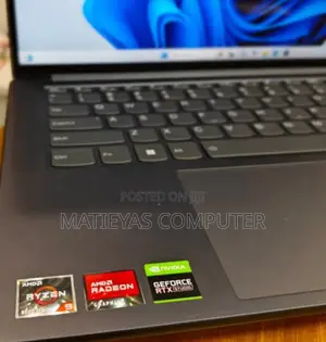 New Laptop Lenovo 32GB AMD Ryzen 9 SSD 512GB