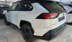 New Toyota RAV4 2025 White