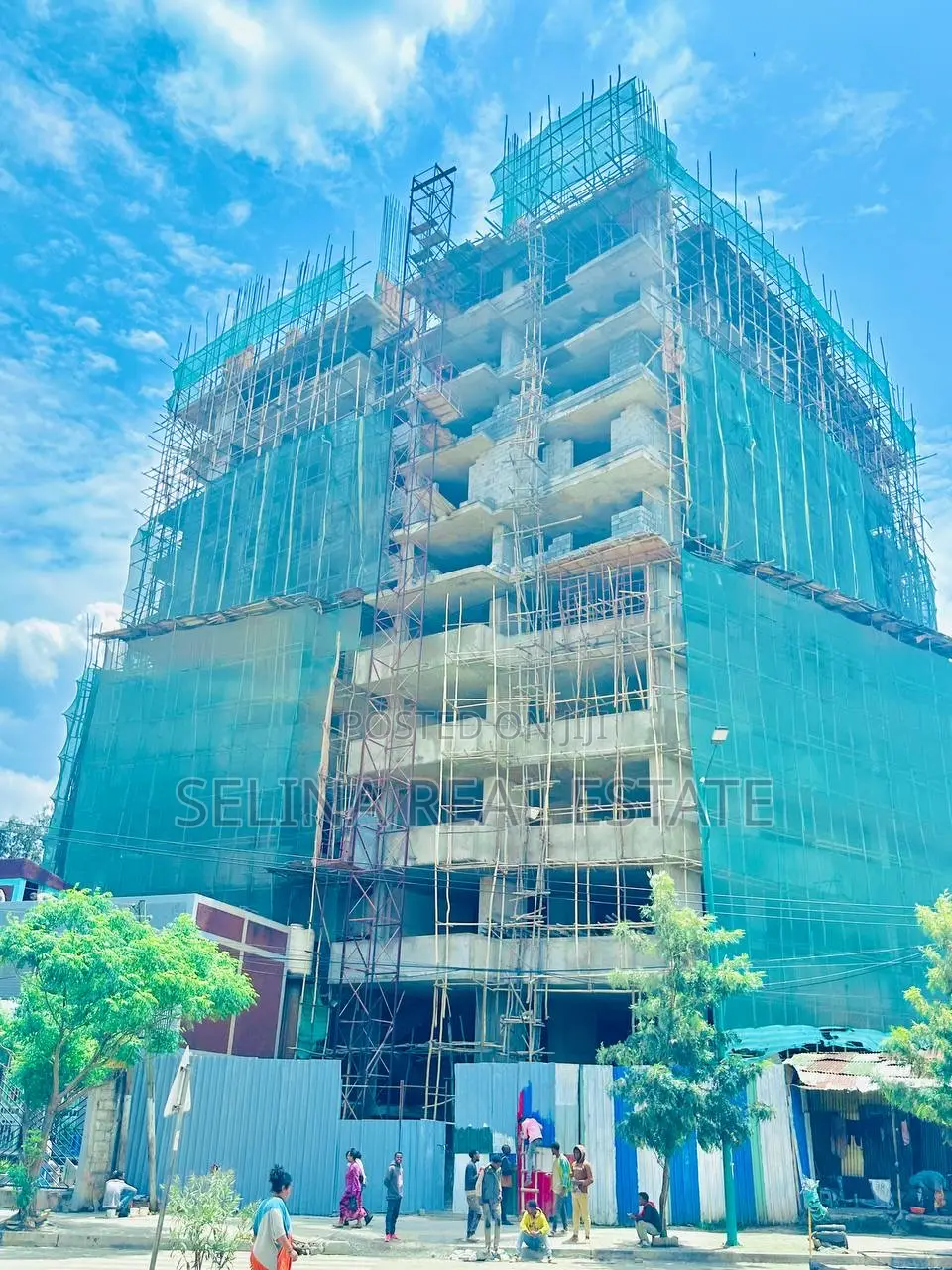 1bdrm Apartment in እልፍኝ አፓርትመንት, Kirkos for sale