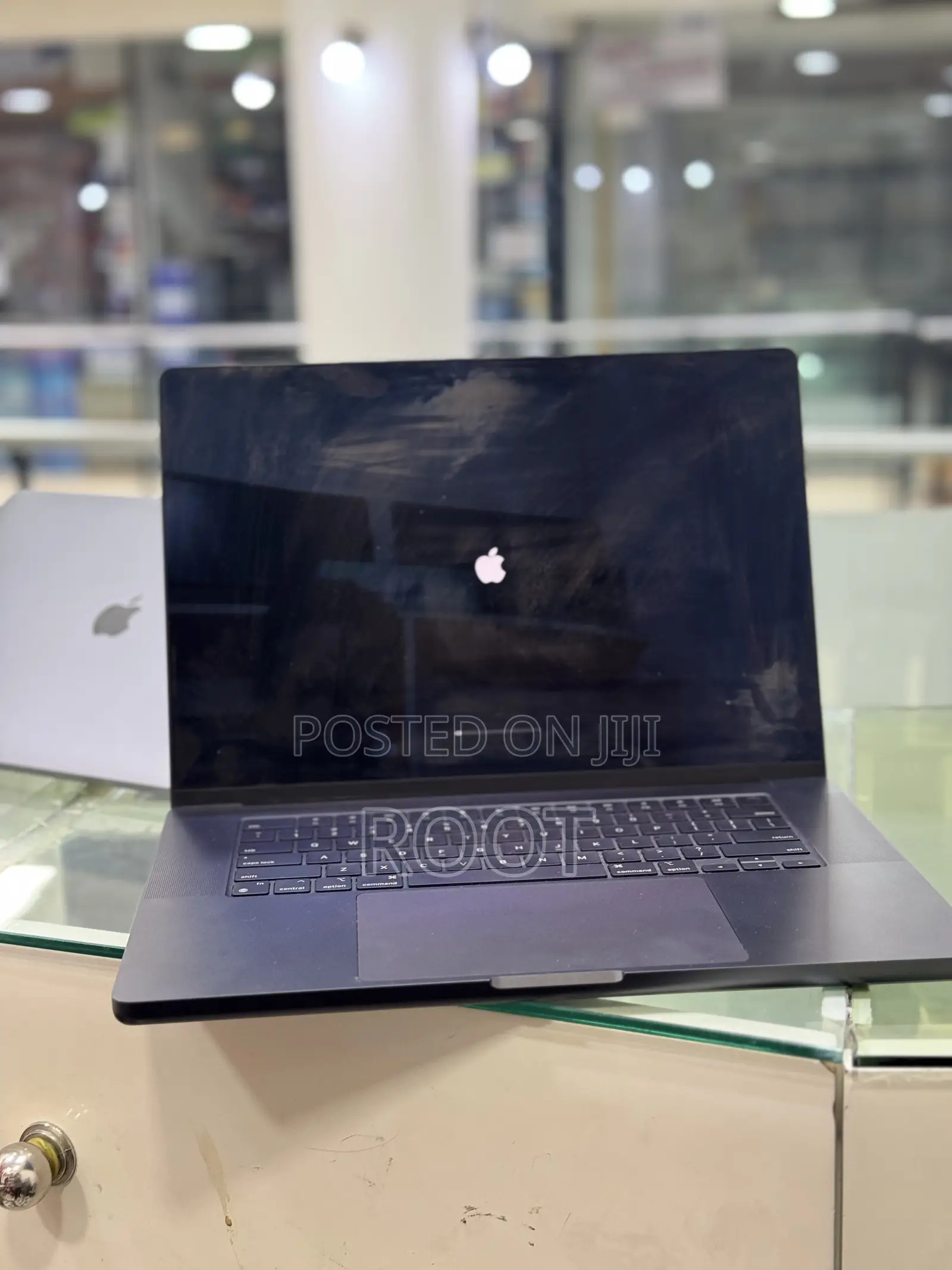 Laptop Apple MacBook 18GB Apple M3 Pro SSD 500GB