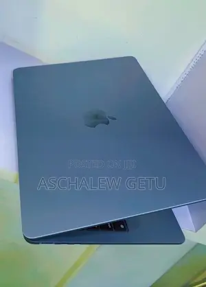 New Laptop Apple MacBook Air 2022 M2 16GB Intel Core M2 SSD 256GB