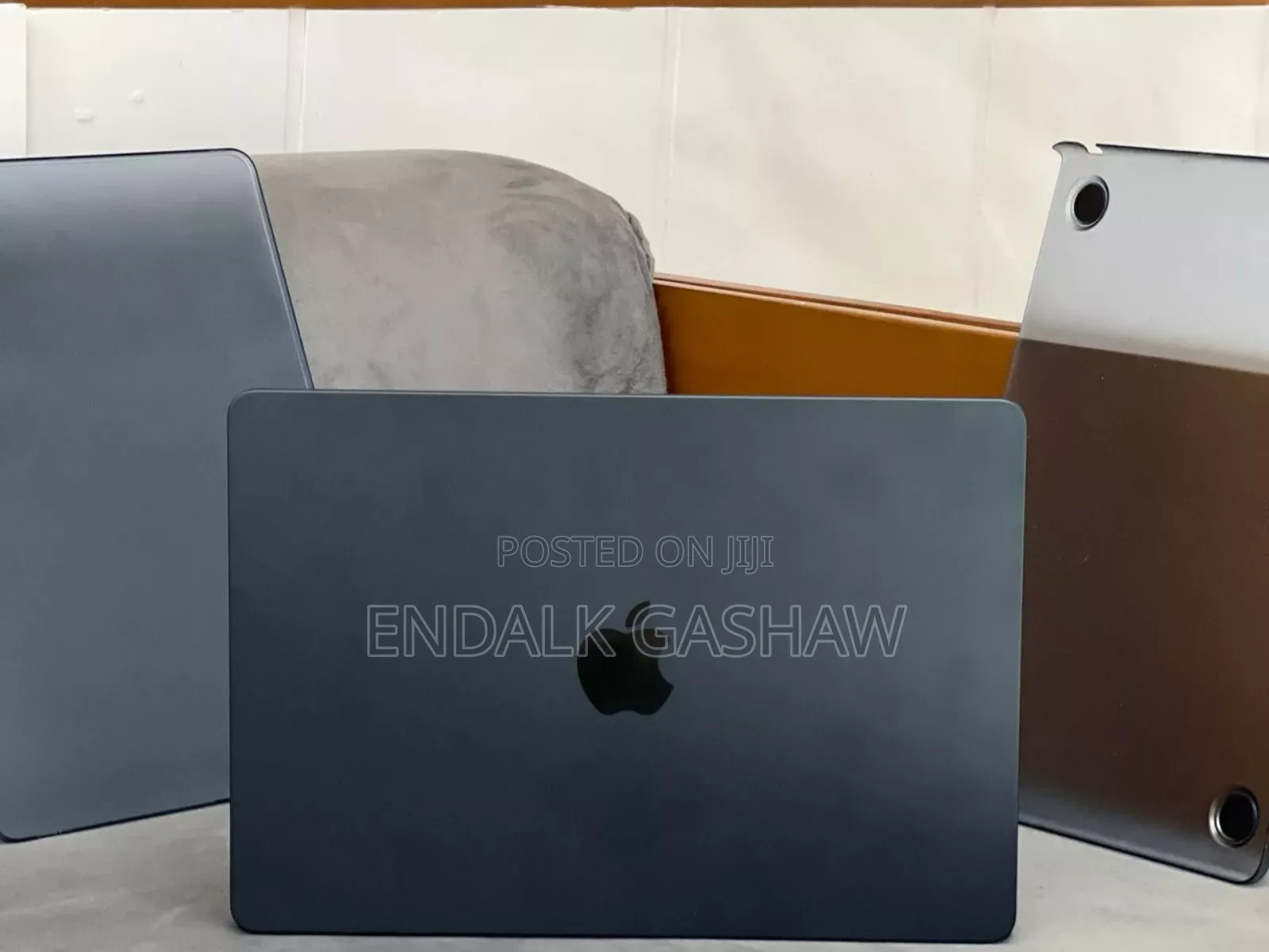 New Laptop Apple MacBook 8GB Intel Core I5 SSD 256GB