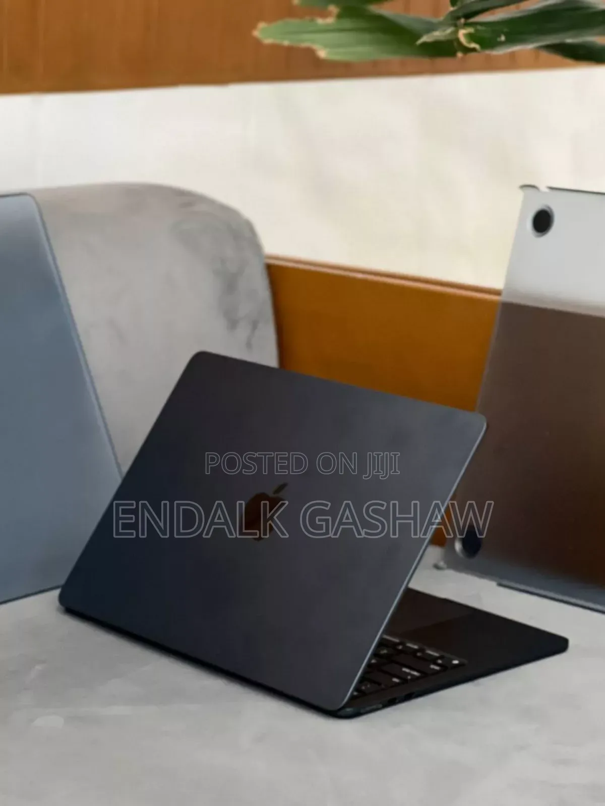 New Laptop Apple MacBook 8GB Intel Core I5 SSD 256GB