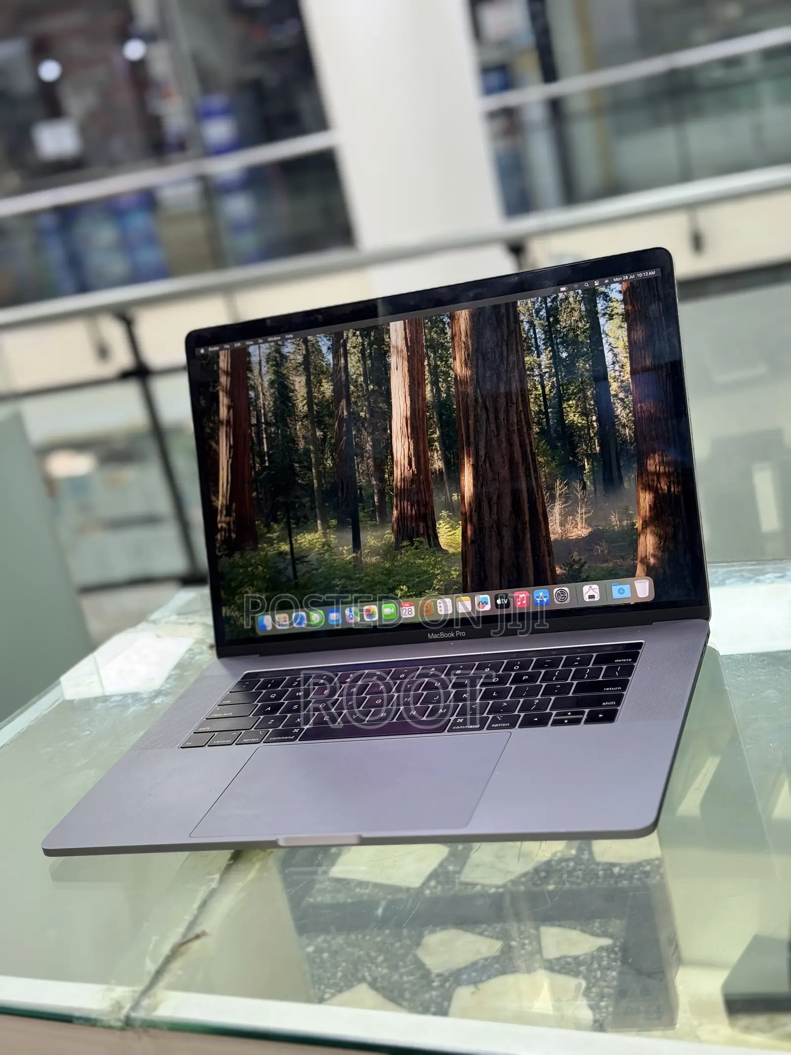 Laptop Apple MacBook Pro 2019 16GB Intel Core I9 SSD 512GB