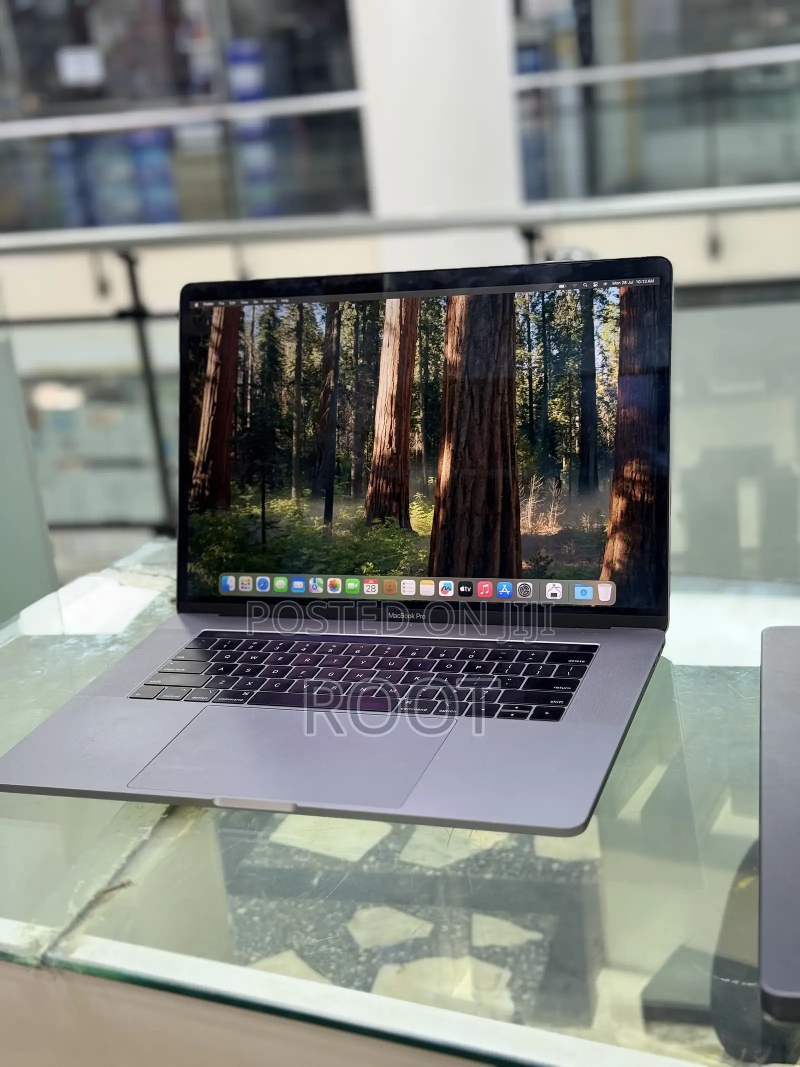 Laptop Apple MacBook Pro 2019 16GB Intel Core I9 SSD 512GB