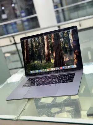 Laptop Apple MacBook Pro 2019 16GB Intel Core I9 SSD 512GB