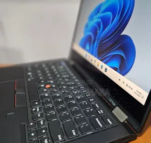 New Laptop Lenovo ThinkPad Yoga 16GB Intel Core I5 SSD 512GB