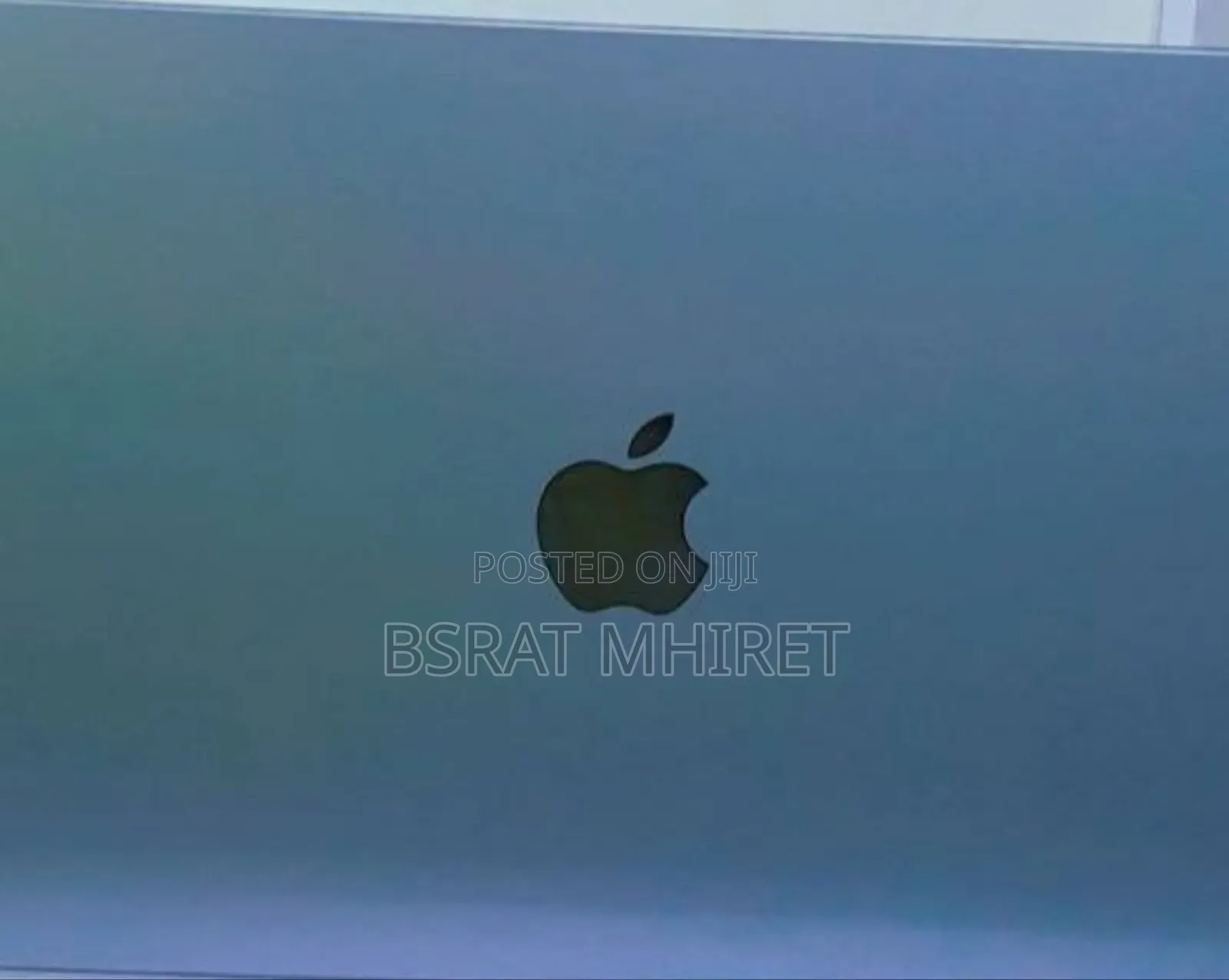New Laptop Apple MacBook Air 2022 M2 16GB Apple M2 SSD 256GB