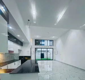 Furnished 8bdrm House in ቶቶት, Bole for sale