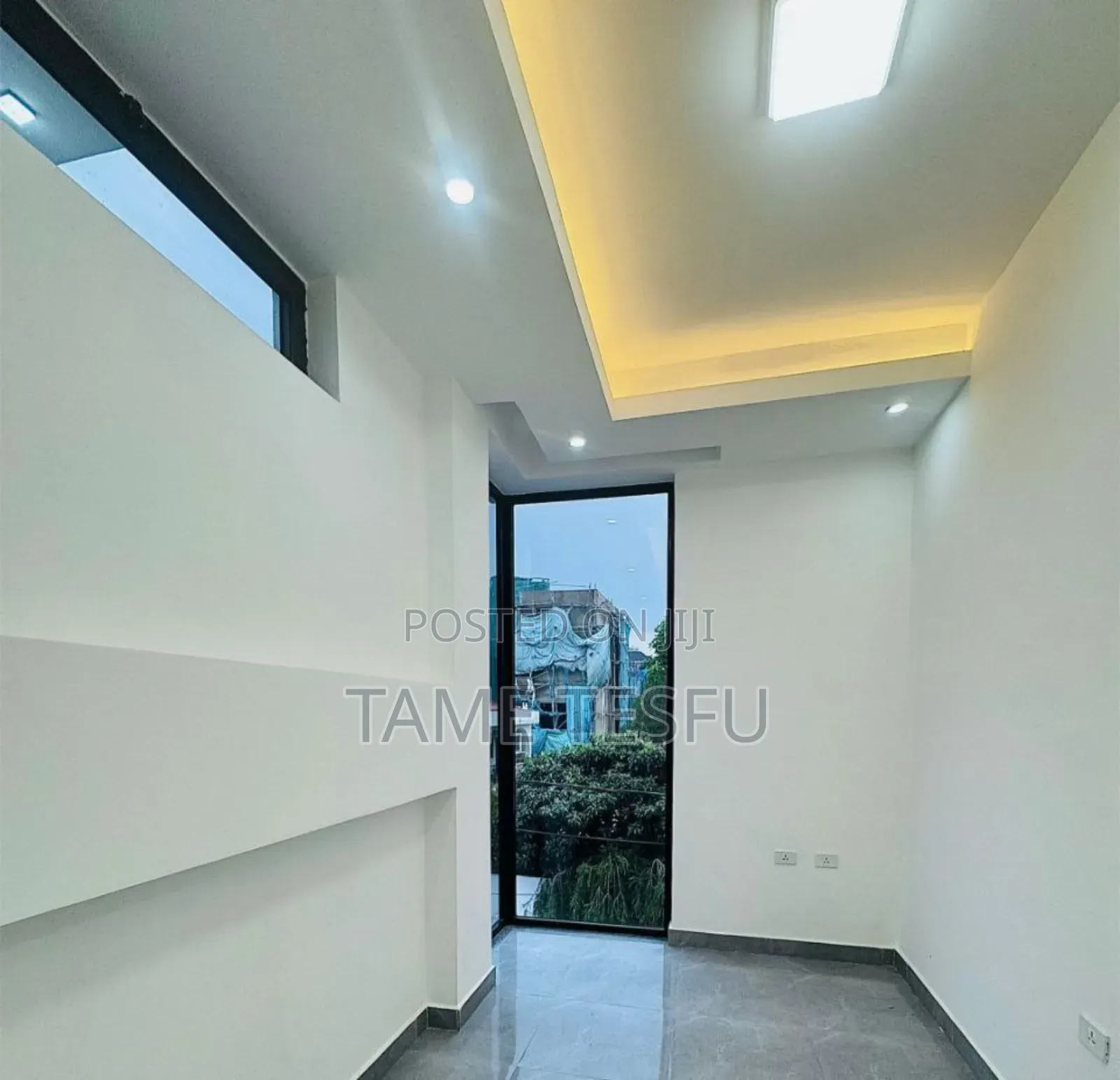 Furnished 8bdrm House in ቶቶት, Bole for sale