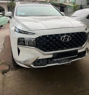 Photo - Hyundai Santa Fe 2023 White