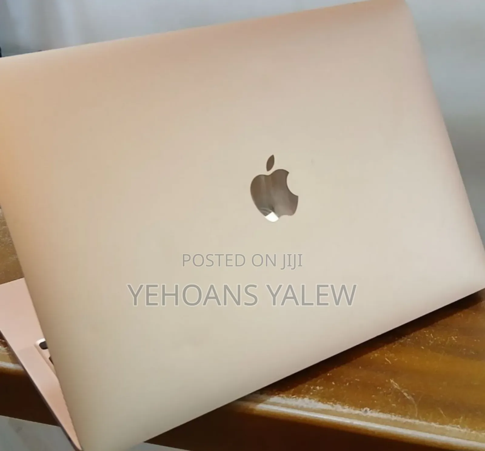 New Laptop Apple MacBook Air 2020 M1 8GB Apple M1 SSD 256GB