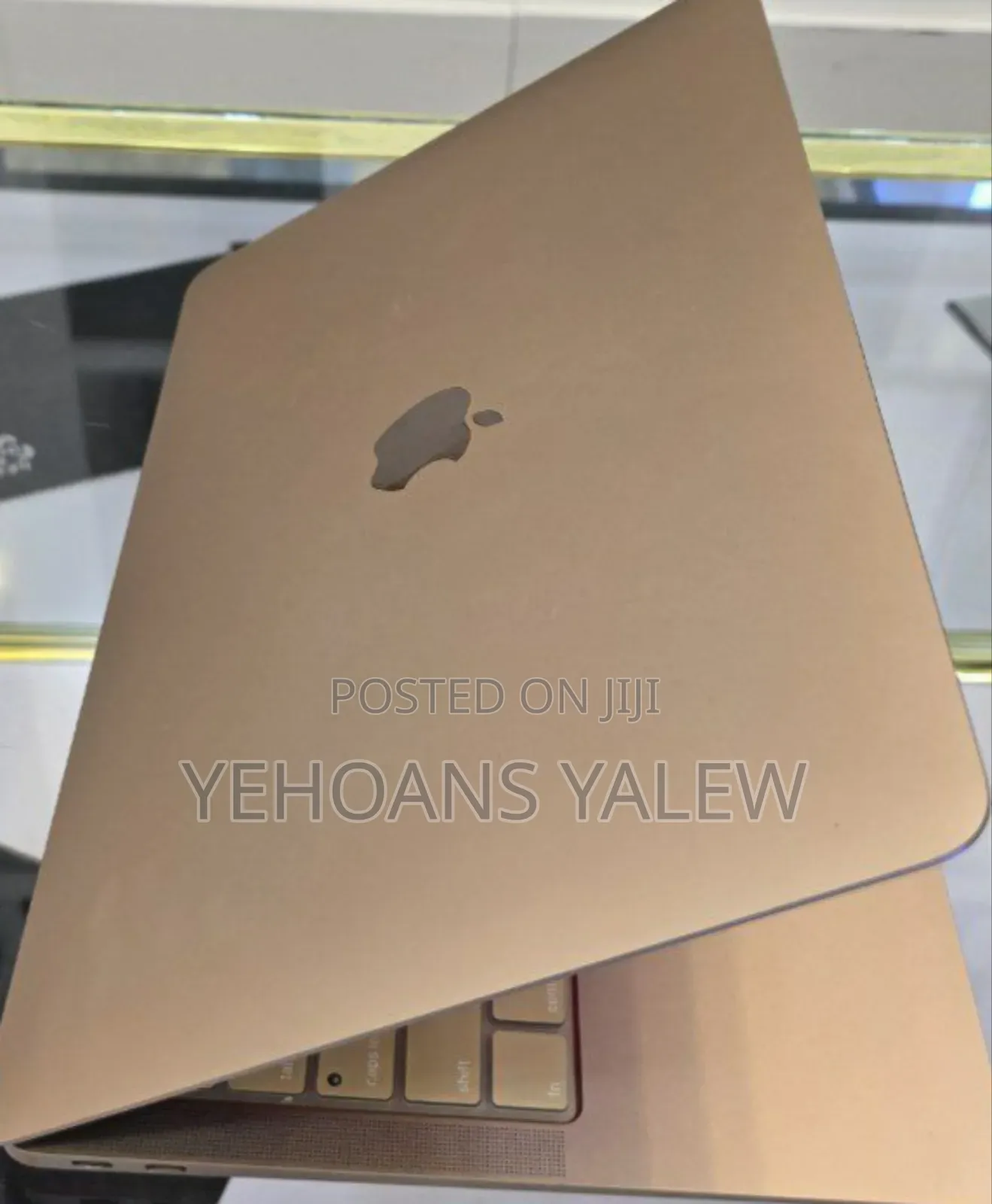 New Laptop Apple MacBook Air 2020 M1 8GB Apple M1 SSD 256GB