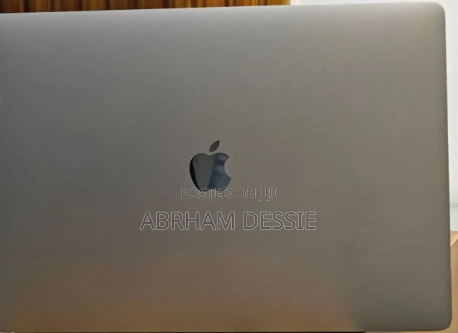 New Laptop Apple MacBook Pro 2019 16GB Intel Core I7 SSD 512GB