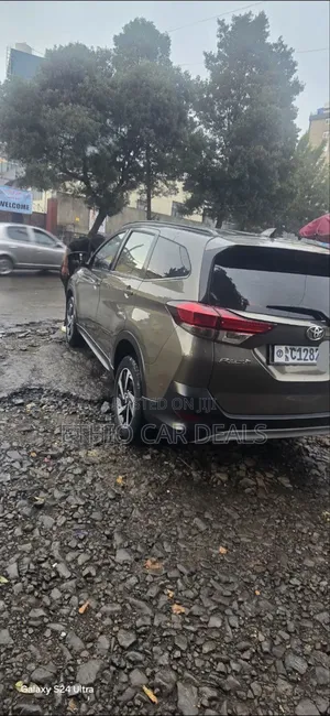 Toyota Rush 2023 Beige