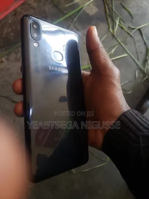 Photo - Samsung Galaxy A10s 32 GB Black