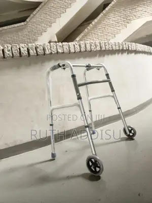 Photo - Walker管理walker第三almunium Medical Aid盎蔽walker袏你walker